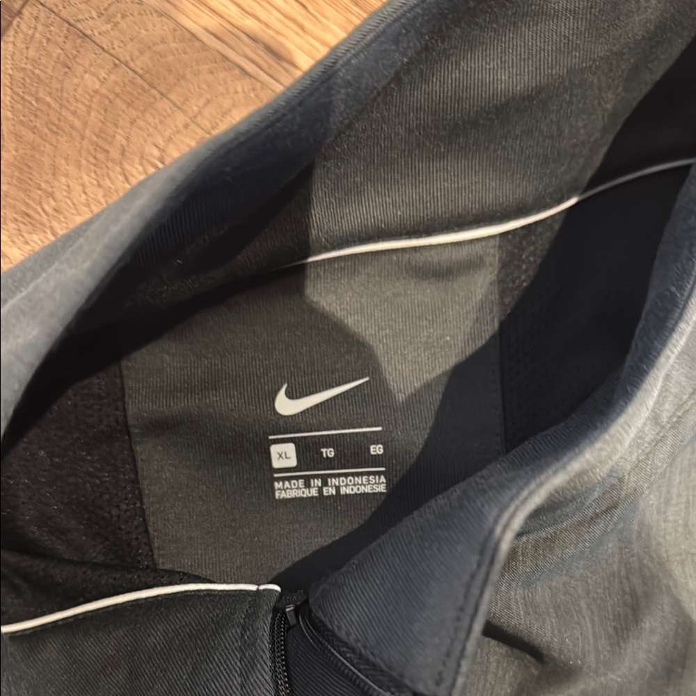 Nike Gray Windbreaker Performance Jacket - image 3